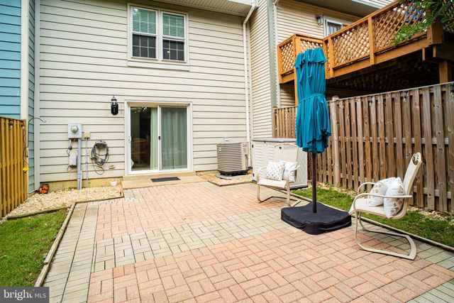 15015 BRIDGEPORT DR, Dumfries, VA 22025