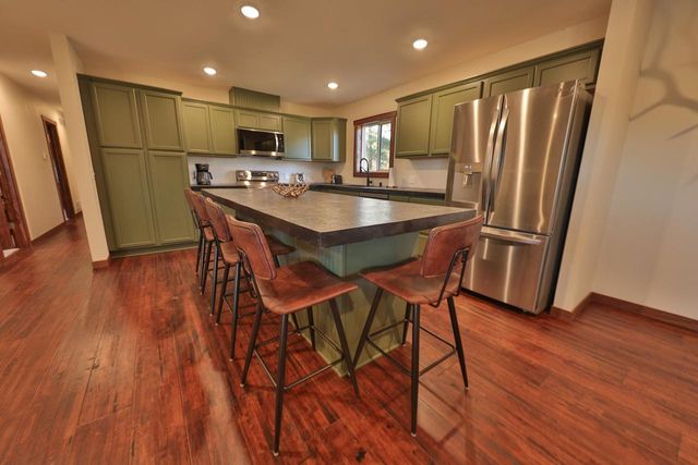 N8510 Fish Road, New Lisbon, WI 53950