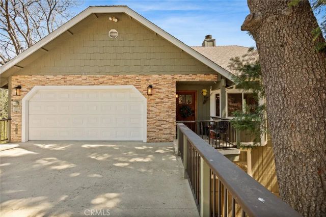 813 Brentwood, Lake Arrowhead, CA 92352