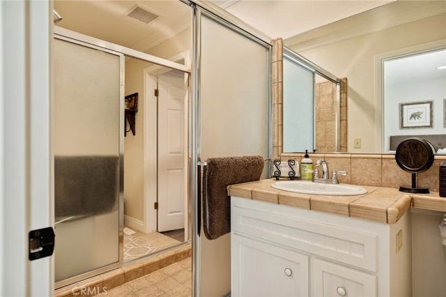 813 Brentwood, Lake Arrowhead, CA 92352