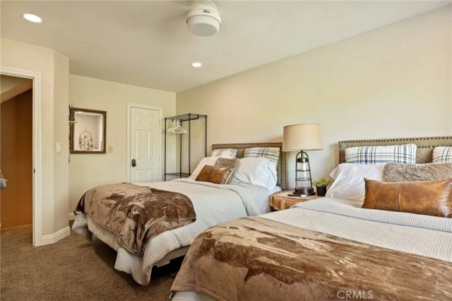 813 Brentwood, Lake Arrowhead, CA 92352