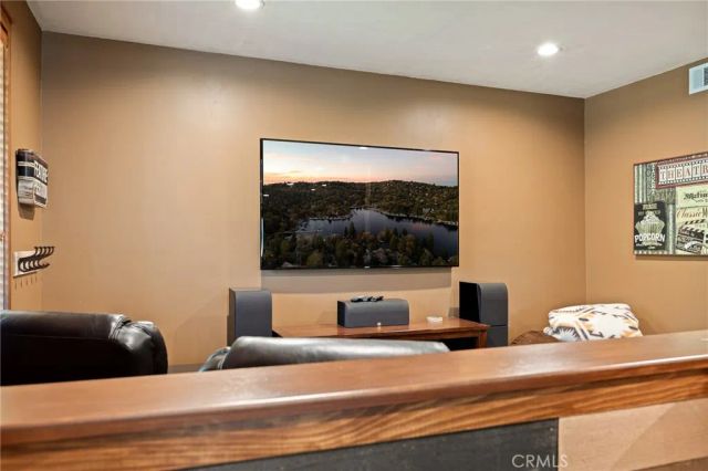 813 Brentwood, Lake Arrowhead, CA 92352