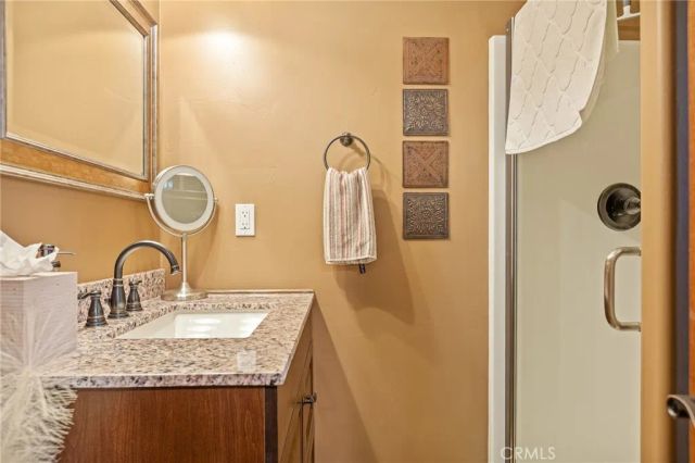 813 Brentwood, Lake Arrowhead, CA 92352