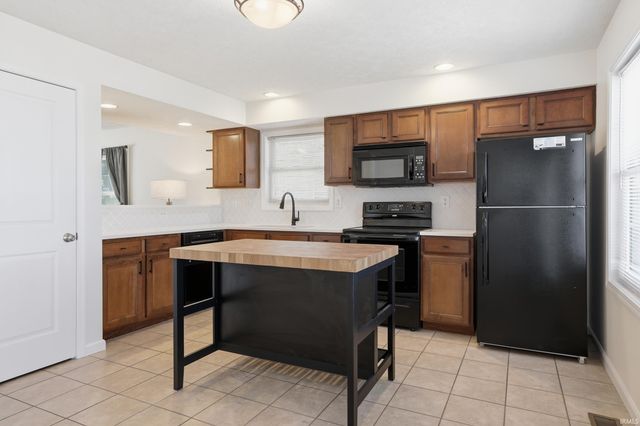 2570 S Addisyn Lane, Bloomington, IN 47403