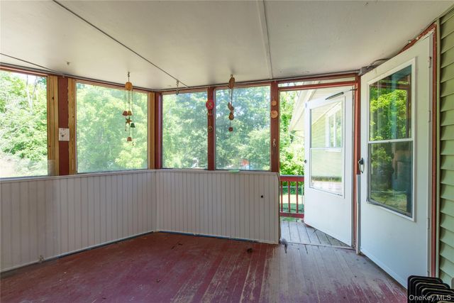10 Millbank Road, Poughkeepsie, NY 12603