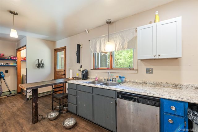 10 Millbank Road, Poughkeepsie, NY 12603