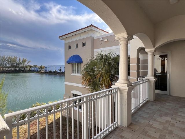 12940 SW 128th Street 202, Miami, FL 33186