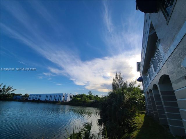 12940 SW 128th Street 202, Miami, FL 33186