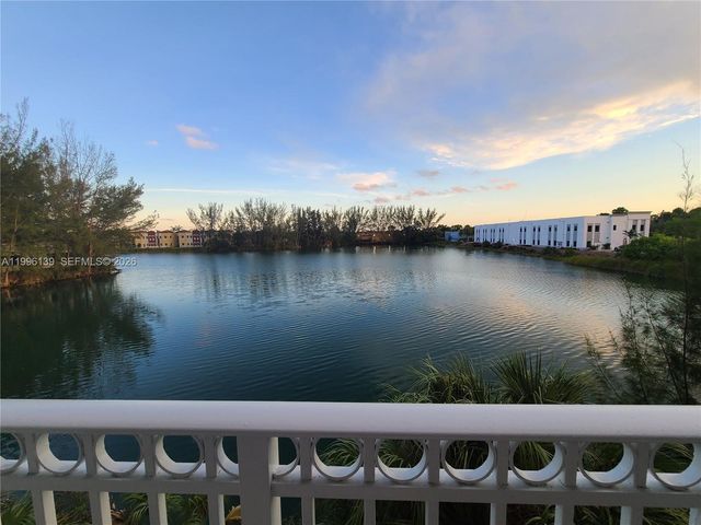 12940 SW 128th Street 202, Miami, FL 33186