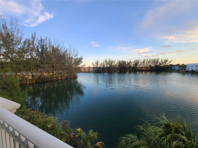 12940 SW 128th Street 202, Miami, FL 33186