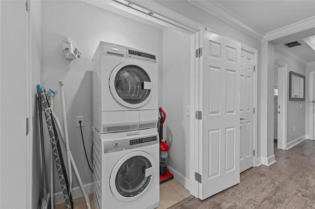 1354 CENTRE COURT RIDGE DRIVE 302, Reunion, FL 34747