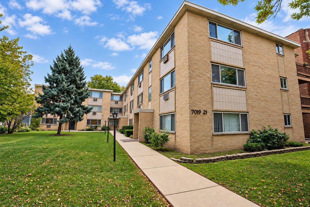 7019 N Ridge Boulevard 1D, Chicago, IL 60645 — photo 2
