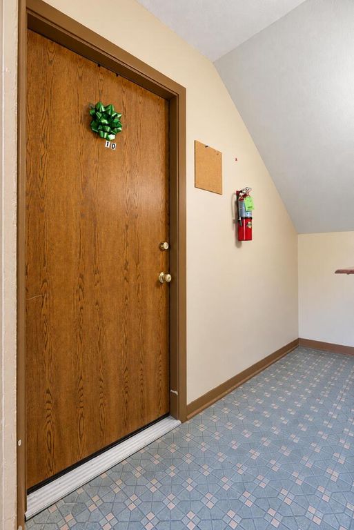 7019 N Ridge Boulevard 1D, Chicago, IL 60645 — photo 4