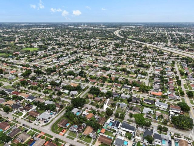 1250 NW 175 Street, Miami, FL 33169