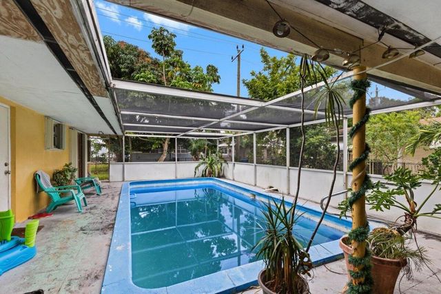 1250 NW 175 Street, Miami, FL 33169