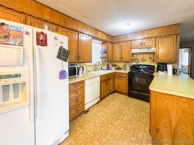 226 Orchard, Lone Grove, OK 73443