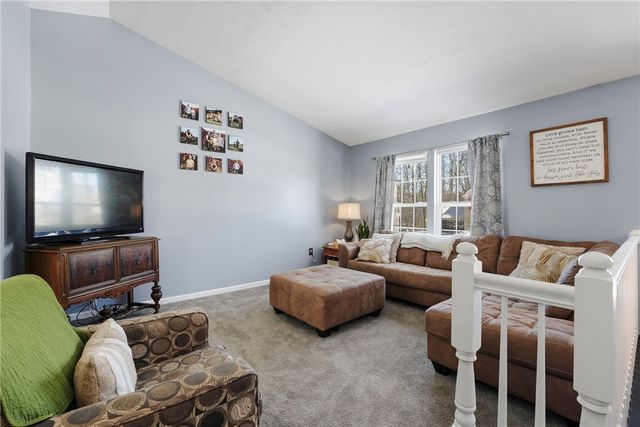 130 Neshannock Trails Dr, Neshannock Twp, PA 16105