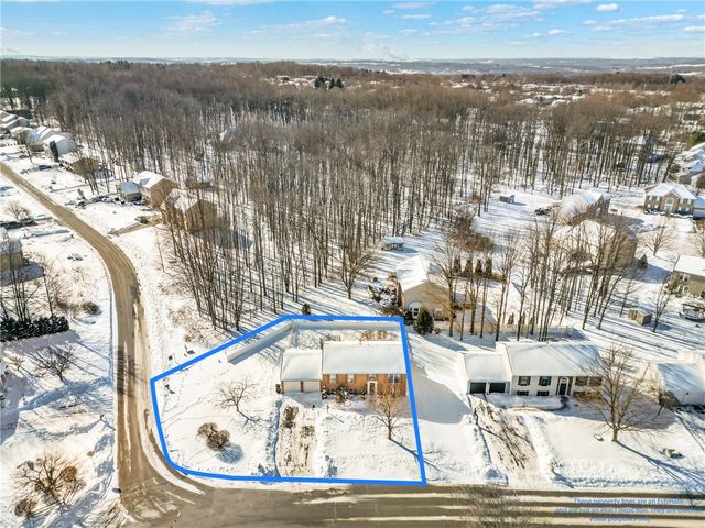 130 Neshannock Trails Dr, Neshannock Twp, PA 16105