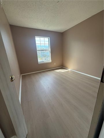 514 Wharf CT, Virginia Beach, VA 23462