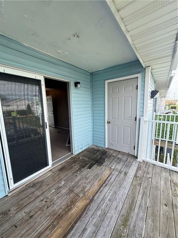 514 Wharf CT, Virginia Beach, VA 23462