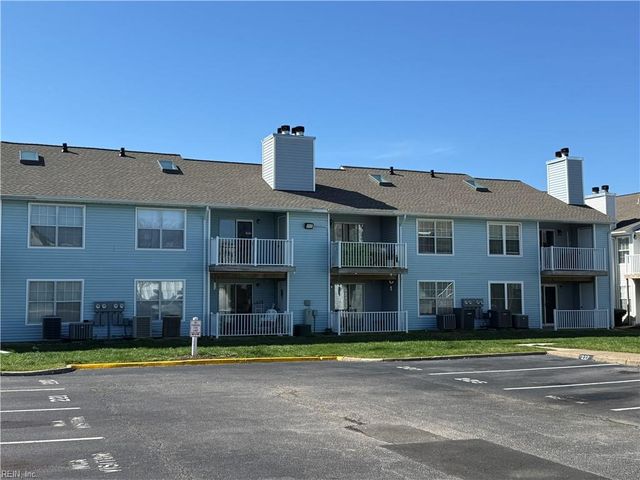 514 Wharf CT, Virginia Beach, VA 23462