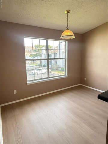 514 Wharf CT, Virginia Beach, VA 23462