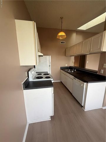 514 Wharf CT, Virginia Beach, VA 23462