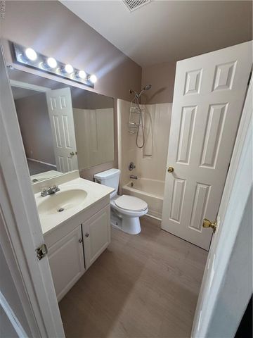 514 Wharf CT, Virginia Beach, VA 23462