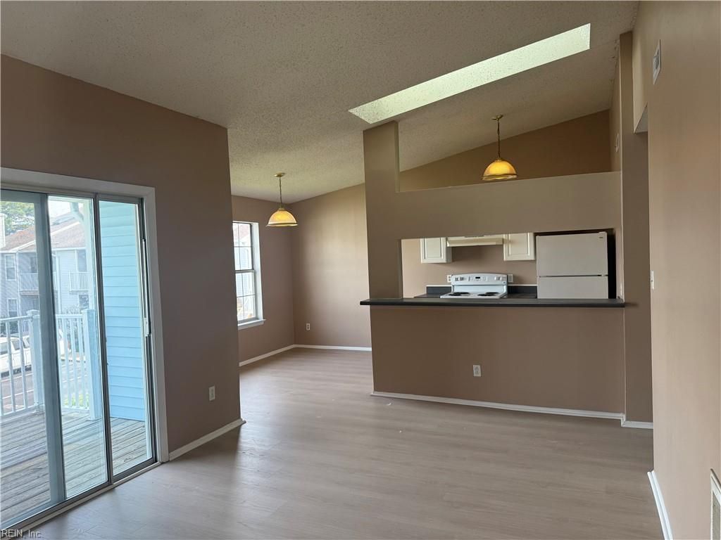 514 Wharf CT, Virginia Beach, VA 23462