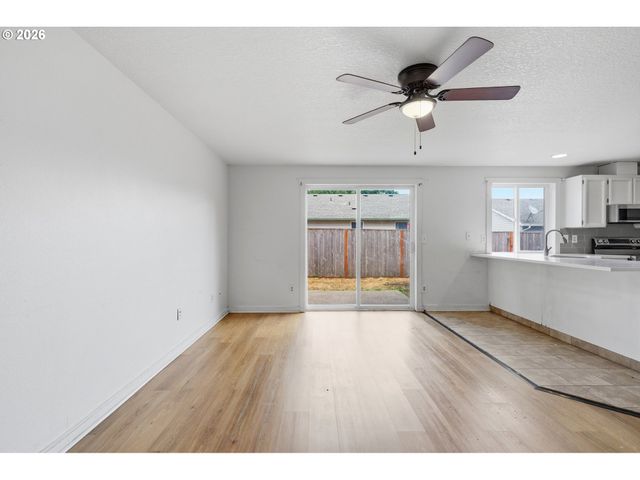 16914 Ne 22ND St, Vancouver, WA 98684