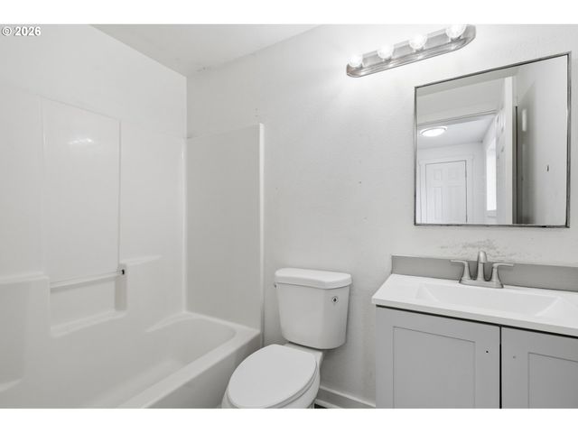 16914 Ne 22ND St, Vancouver, WA 98684
