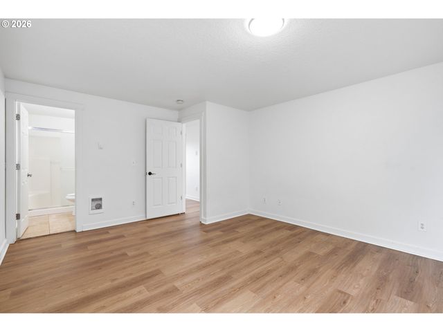 16914 Ne 22ND St, Vancouver, WA 98684