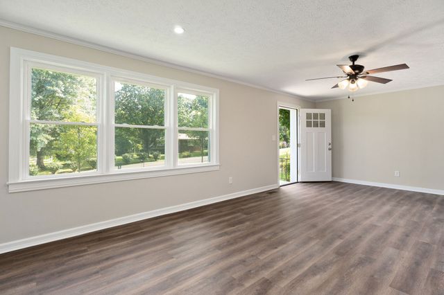 218 Roosevelt Rd, Mcminnville, TN 37110