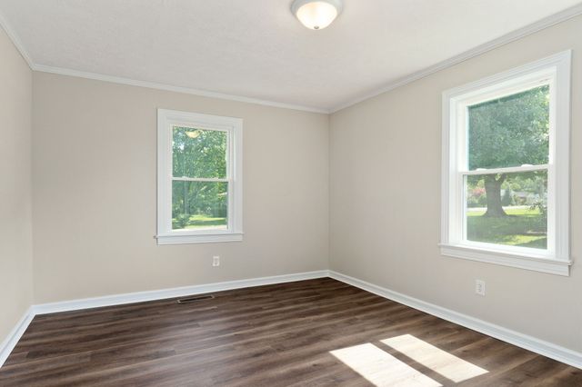 218 Roosevelt Rd, Mcminnville, TN 37110