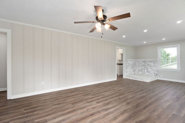 218 Roosevelt Rd, Mcminnville, TN 37110