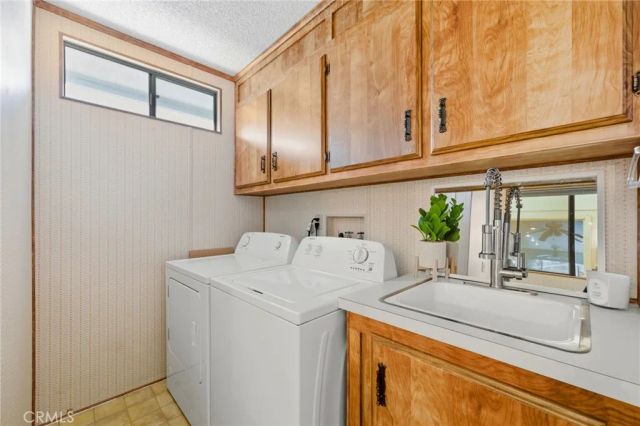 2621 Park Lake 197, Santa Ana, CA 92705