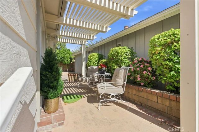 2621 Park Lake 197, Santa Ana, CA 92705