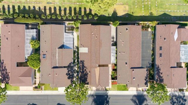 2621 Park Lake 197, Santa Ana, CA 92705
