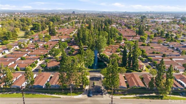 2621 Park Lake 197, Santa Ana, CA 92705