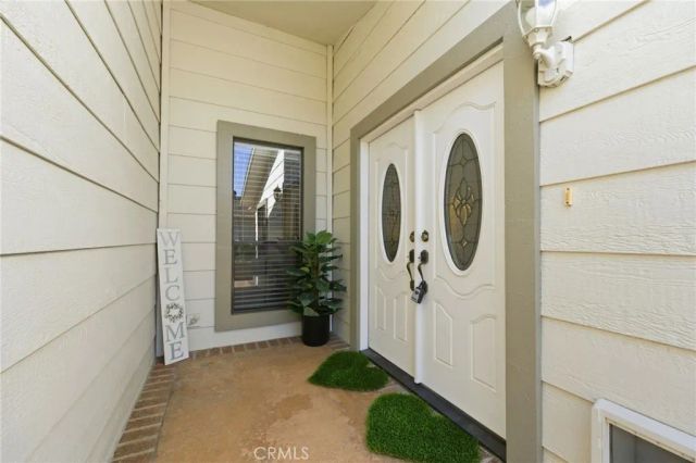 2621 Park Lake 197, Santa Ana, CA 92705