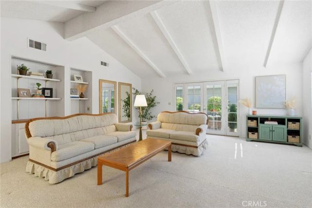 2621 Park Lake 197, Santa Ana, CA 92705