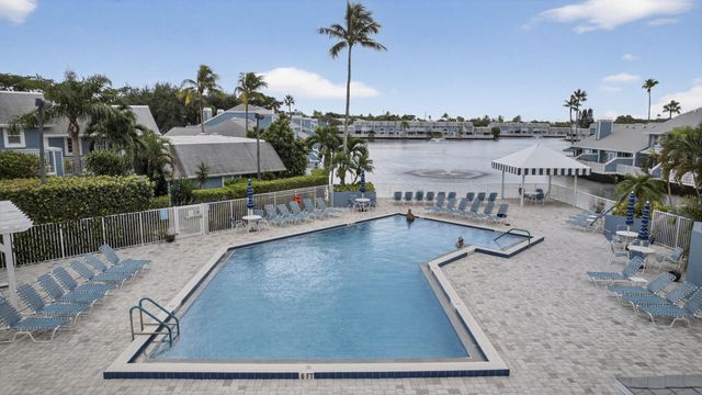 108 Ocean Dunes Circle 108, Jupiter, FL 33477