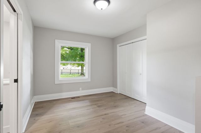 2482 Depot St, Spring Hill, TN 37174