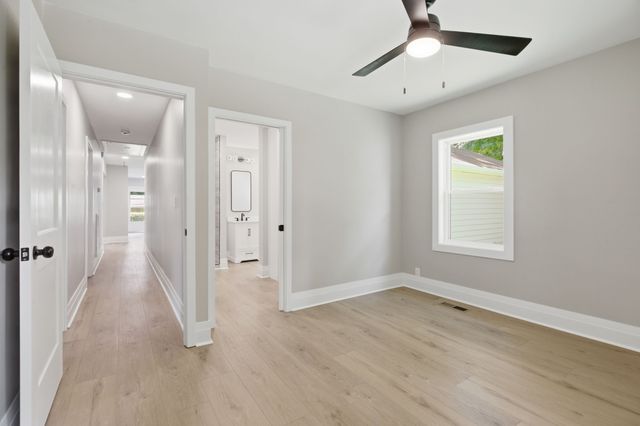 2482 Depot St, Spring Hill, TN 37174