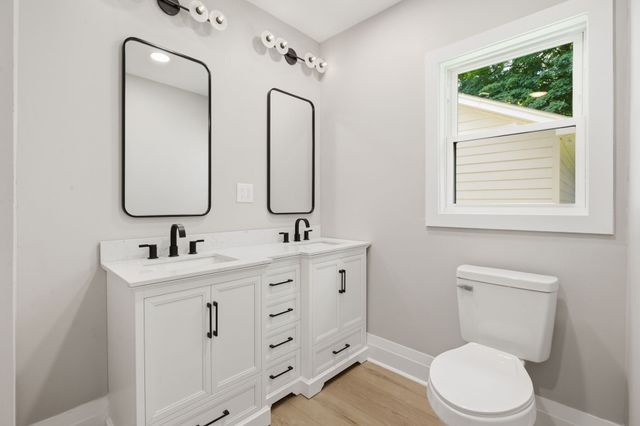 2482 Depot St, Spring Hill, TN 37174