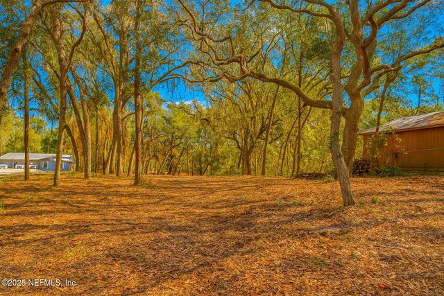 7043 GATORBONE Road, Keystone Heights, FL 32656