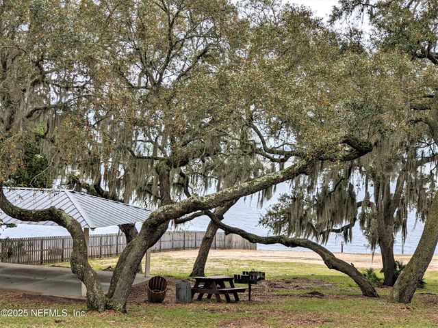 7043 GATORBONE Road, Keystone Heights, FL 32656