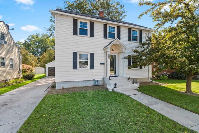 1109 12TH AVENUE, Green Bay, WI 54304