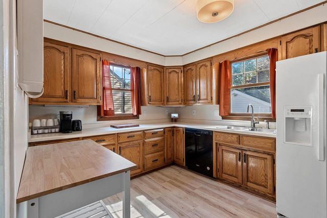 1109 12TH AVENUE, Green Bay, WI 54304