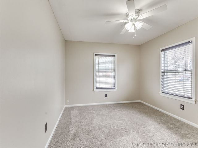 632 S Walnut Street, Nowata, OK 74048